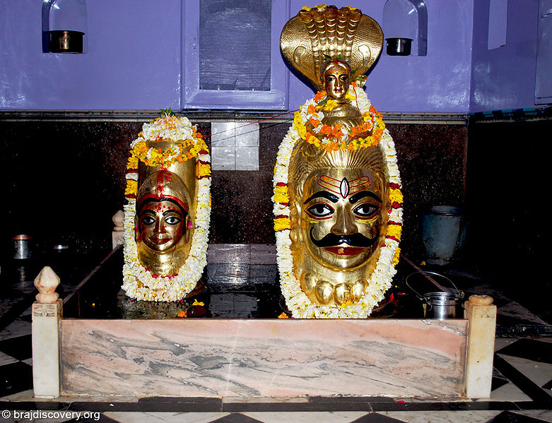 चित्र:Galteshwar-Mahadeva-Temple-2.jpg