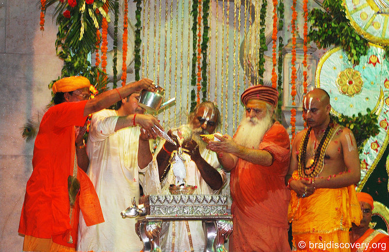 चित्र:Krishna-Birth-Place-Mathura-6.jpg