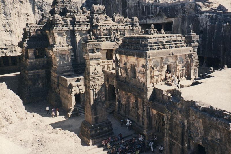 चित्र:Kailasa-Temple-Ellora.jpg