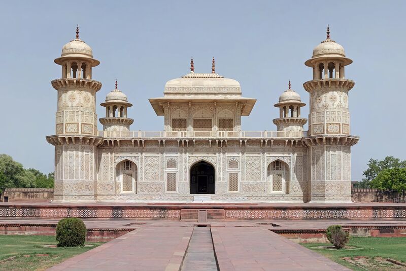 चित्र:Moti-Masjid-Agra.jpg