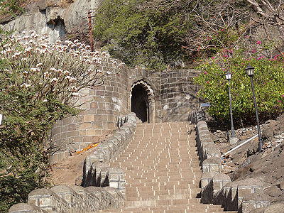 शिवनेरी दुर्ग, जुन्नर