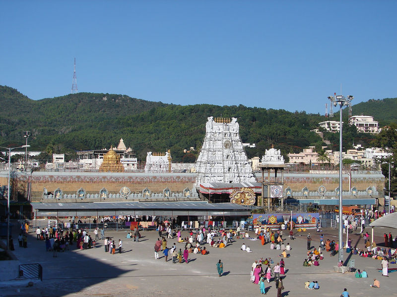 चित्र:Tirumala-Venkateswara-Temple-Tirupati-8.jpg
