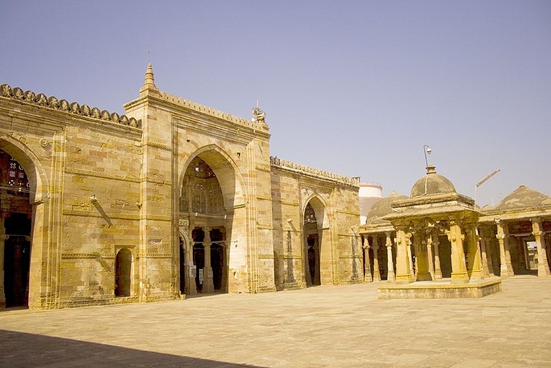 चित्र:Jami-Masjid-Khambhat-Gujarat.jpg