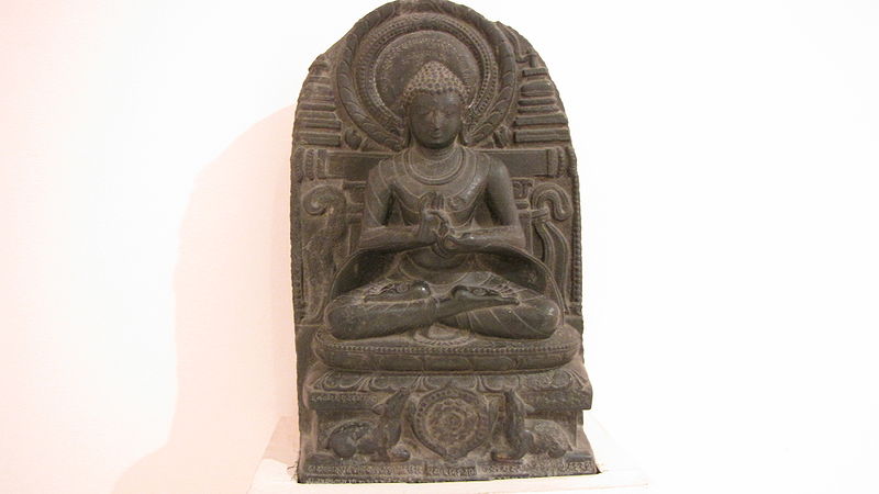 चित्र:Buddha-National-Museum-Delhi-3.jpg